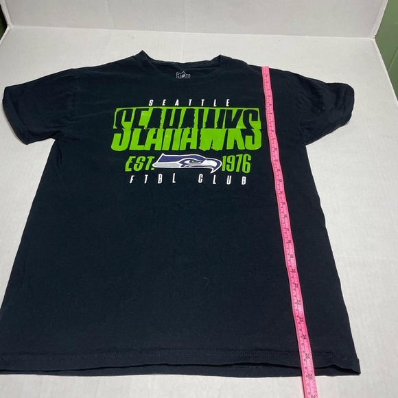 Seattle Seahawks Black T-Shirt size M - Picture 3 of 5